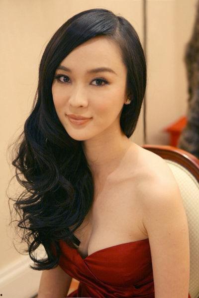 霍思燕家庭资料,幸福美满的明星家庭生活掠影